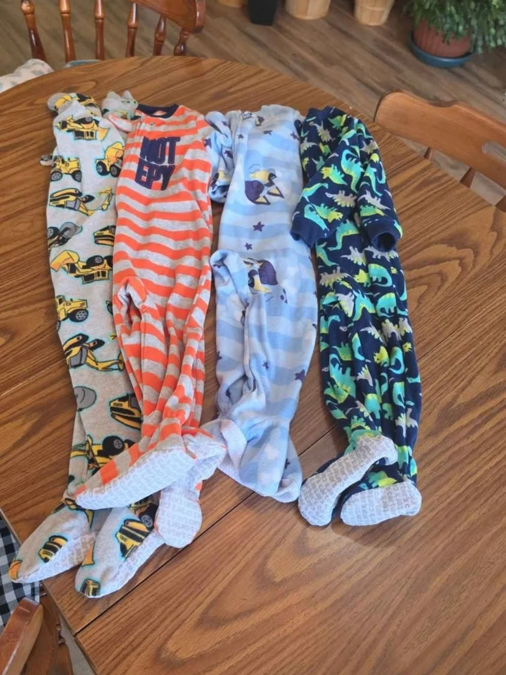 Kids' Cozy Pajamas. 2T, Flame Resistant